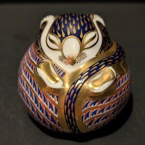 https://www.ebay.com/itm/187479965343#:~:text=Handpainted%20Royal%20Crown%20Derb